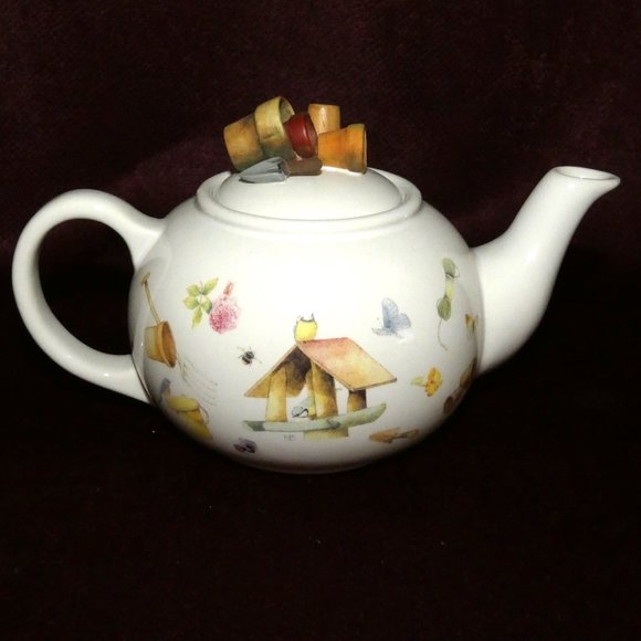 Hallmark Nature's Sketchbook birdhouse teapot with lid Marjolein Bastin - Picture 2 of 4